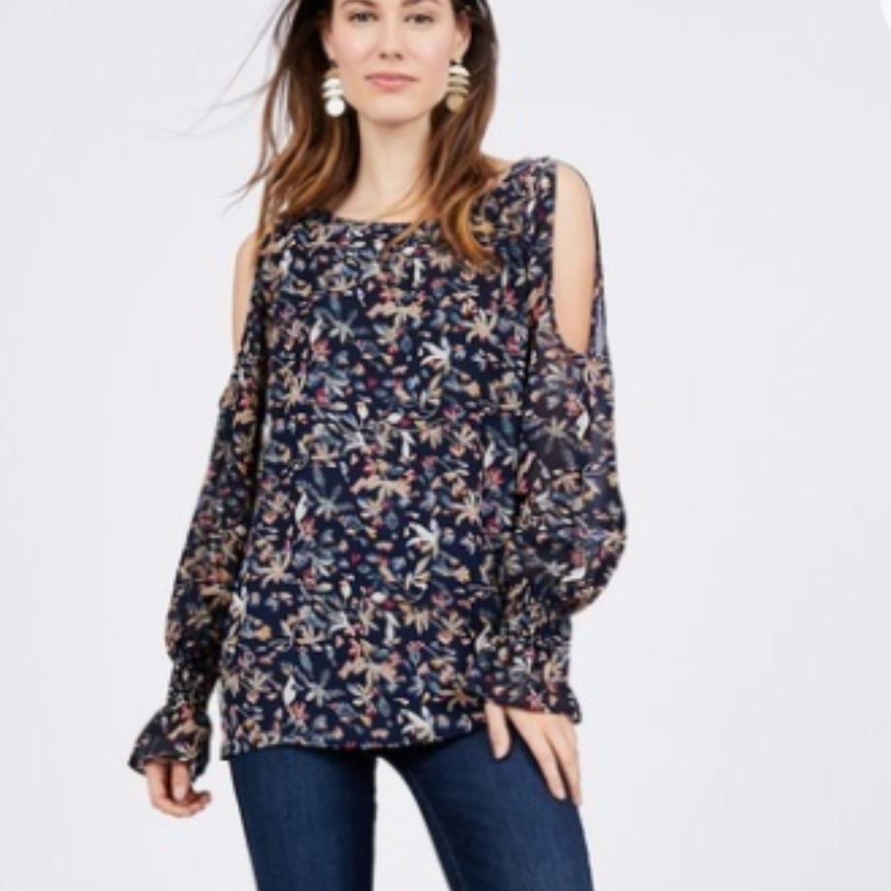 Octavia Split Sleeve Top